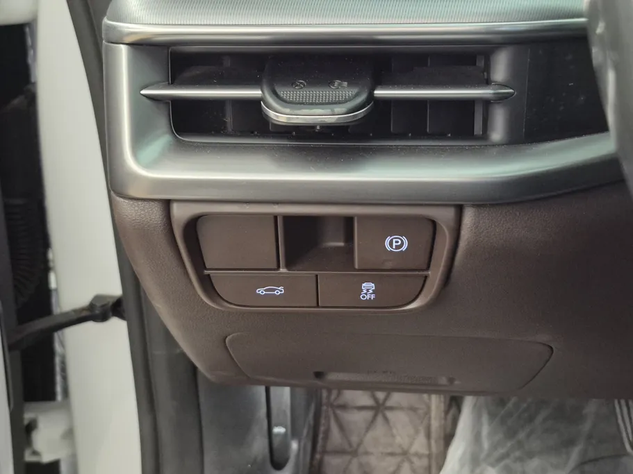 هيونداي ازيرا اكسكلوسف 2025 