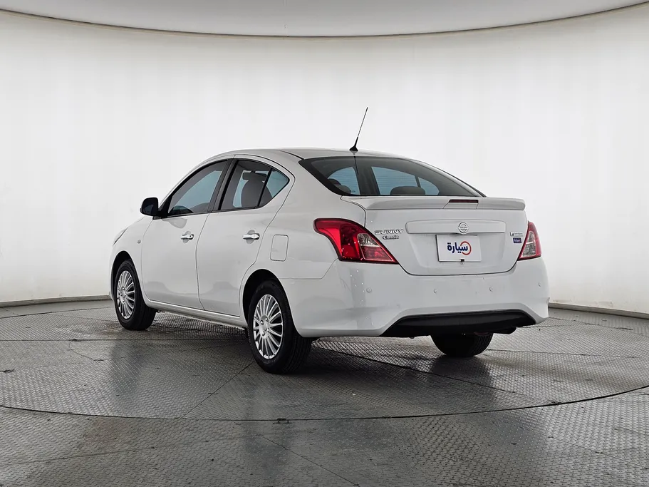 2022 نيسان Sunny Classic 