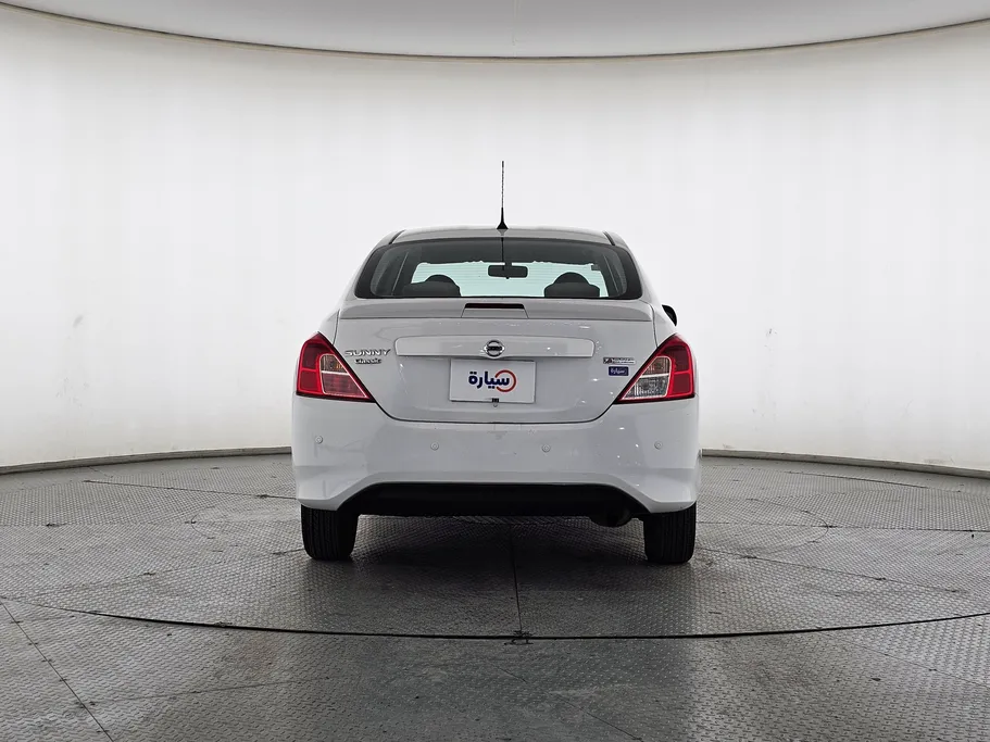 2022 نيسان Sunny Classic 