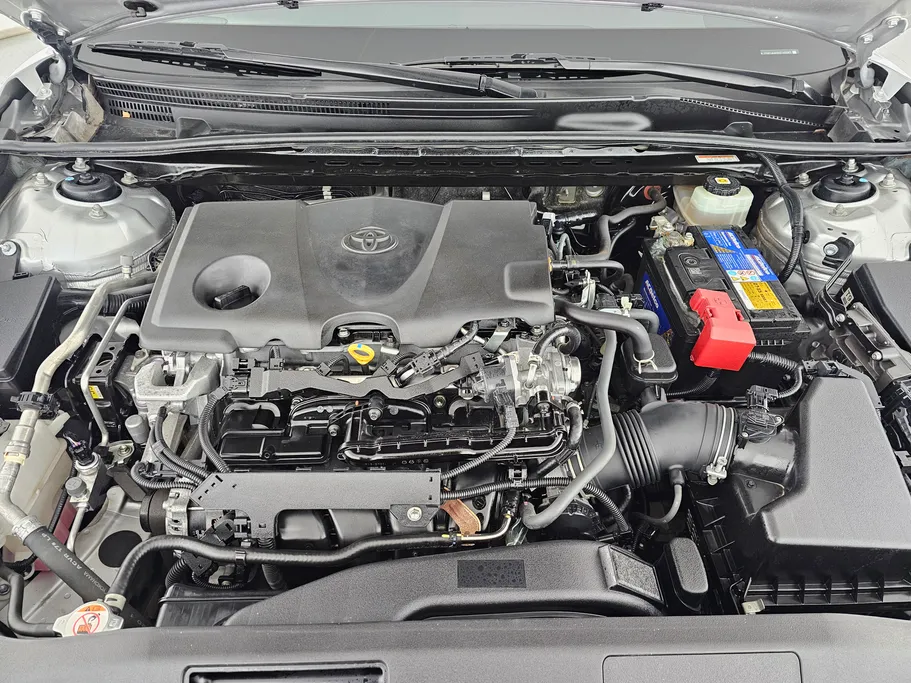 2022 Toyota Camry  GLE 