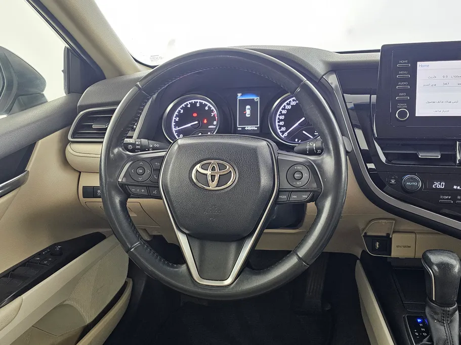 2022 Toyota Camry  GLE 