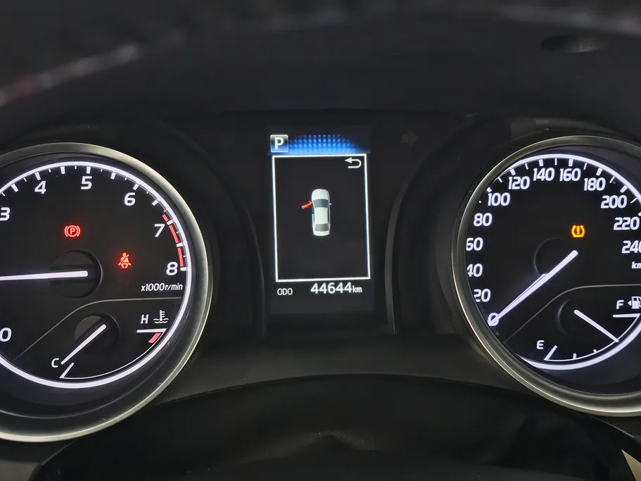 2022 Toyota Camry  GLE 