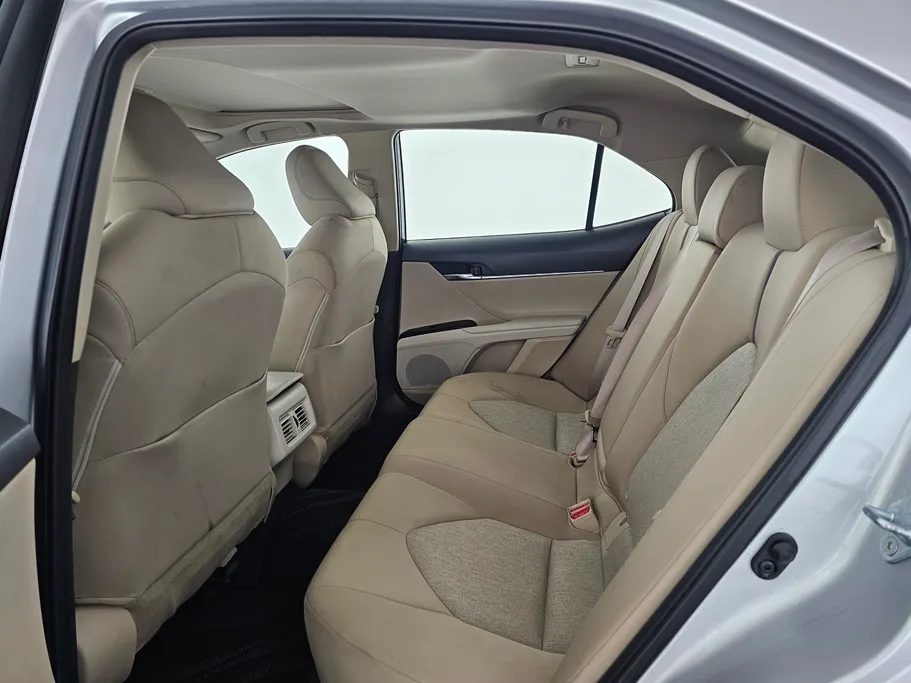 2022 Toyota Camry  GLE 