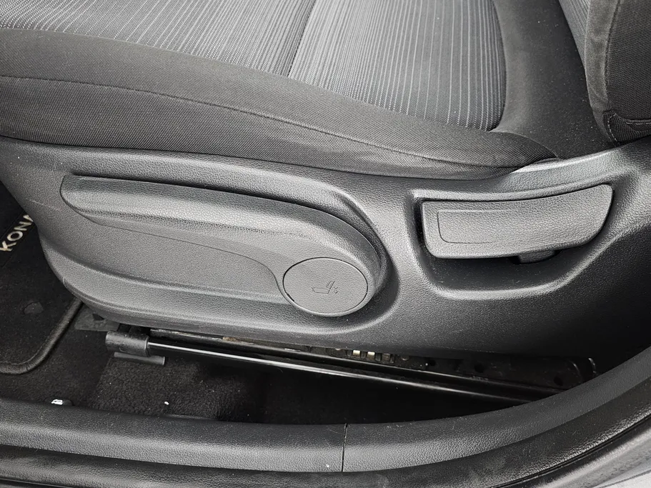 2022 Hyundai Kona SMART 