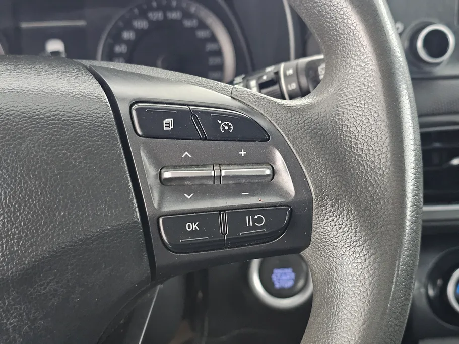 2022 Hyundai Kona SMART 