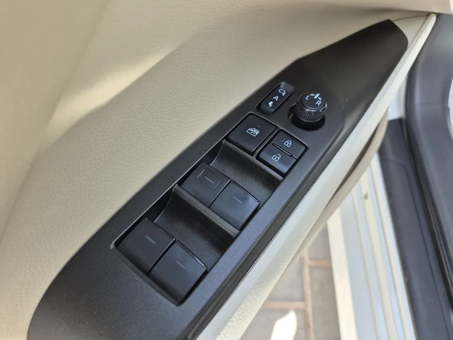 2024 Toyota Camry  GLE 