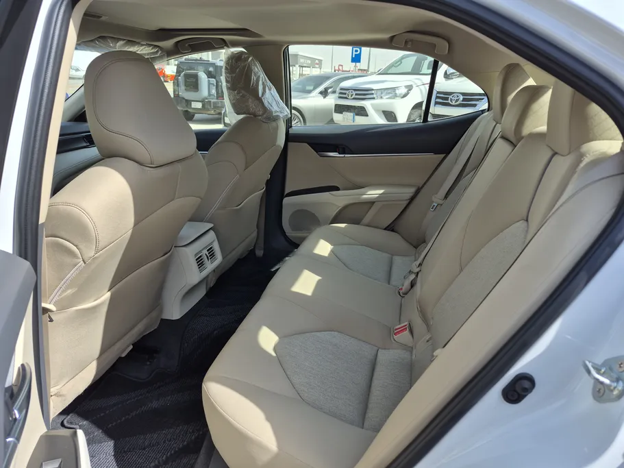 2024 Toyota Camry  GLE 