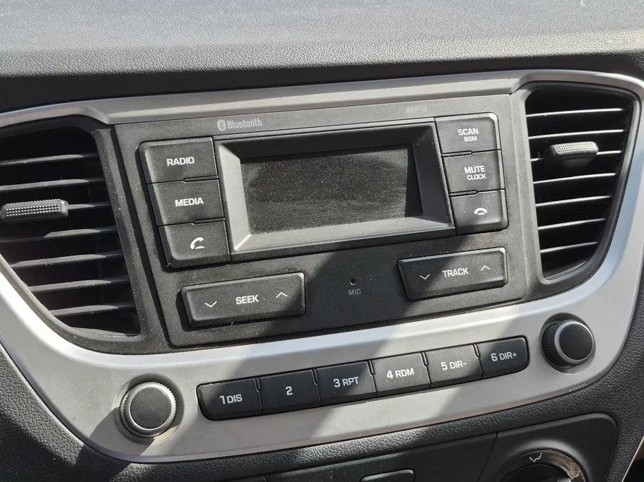 2022 Hyundai Accent Smart 