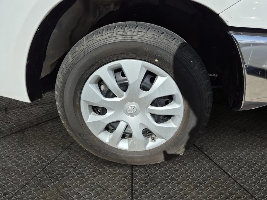 2023 Toyota Hilux GL 