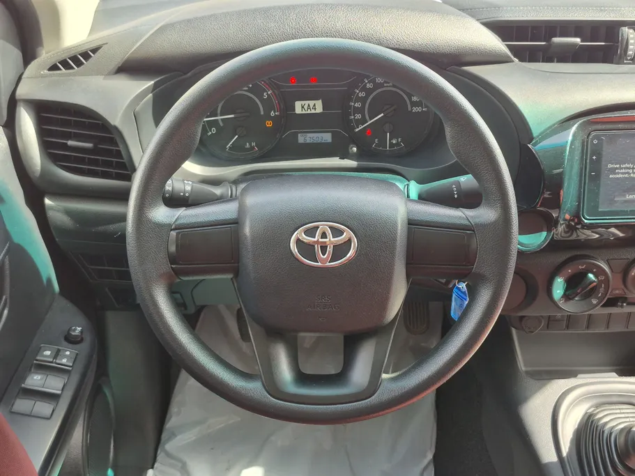 2023 Toyota Hilux GL 