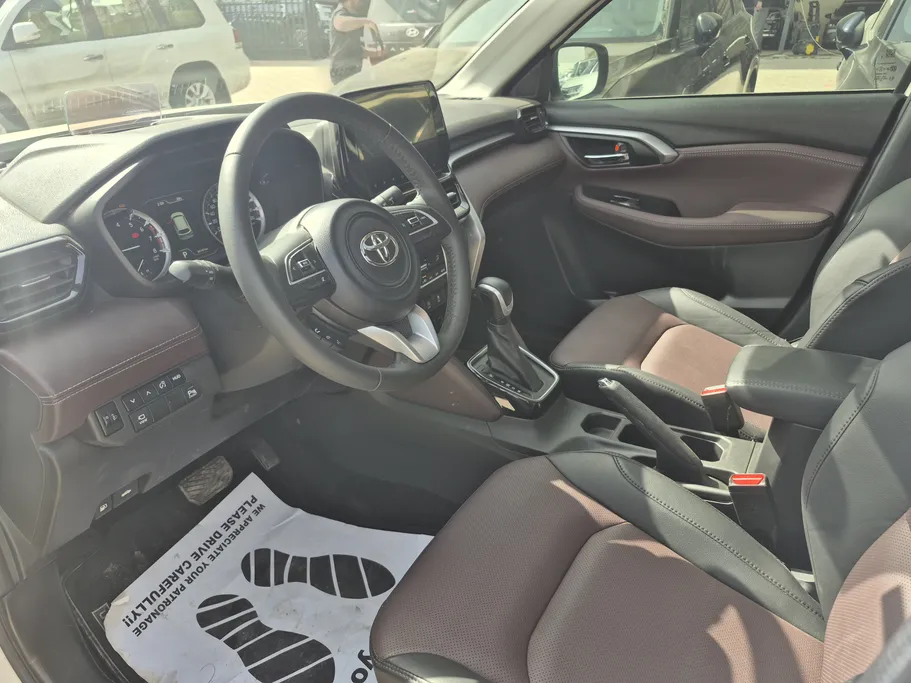 2025 Toyota Urban Cruiser GLX 