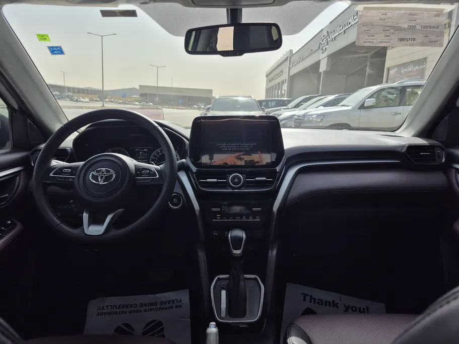 2025 Toyota Urban Cruiser GLX 