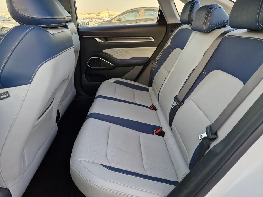 جيلي امجراند GF 2023 