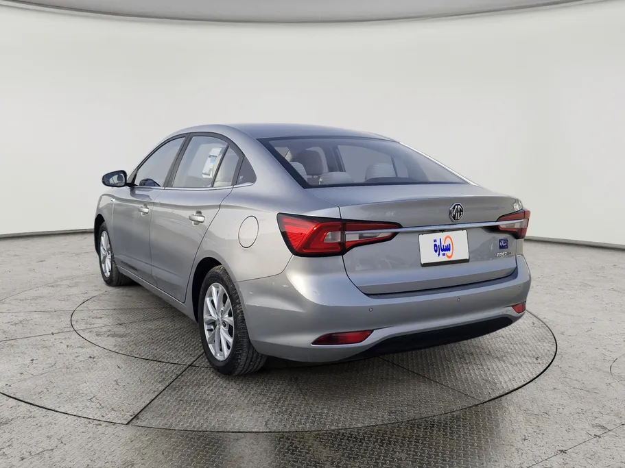 ام جي 5 COM 2022 