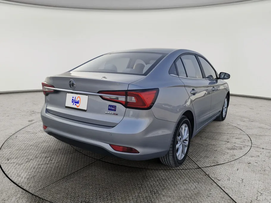 ام جي 5 COM 2022 