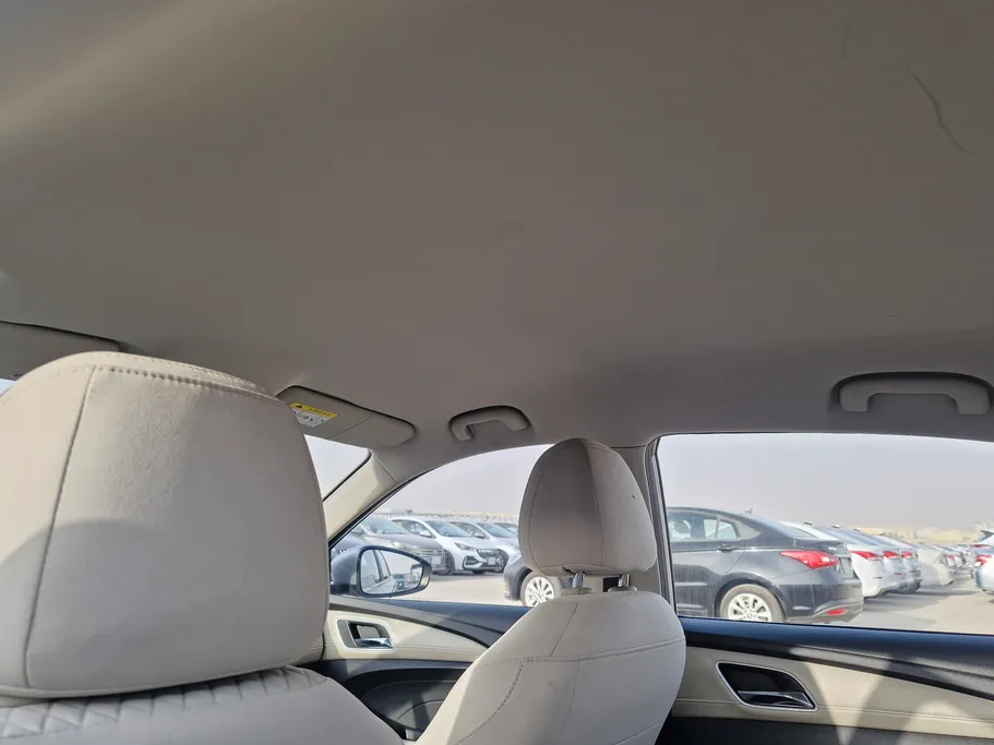 ام جي 5 COM 2022 