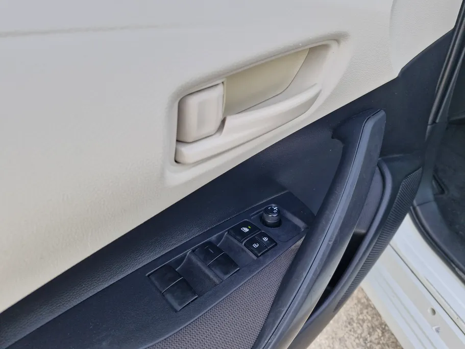 2022 Toyota Corolla XLI 