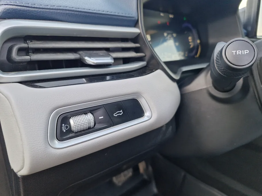 2023 Geely Emgrand GF 