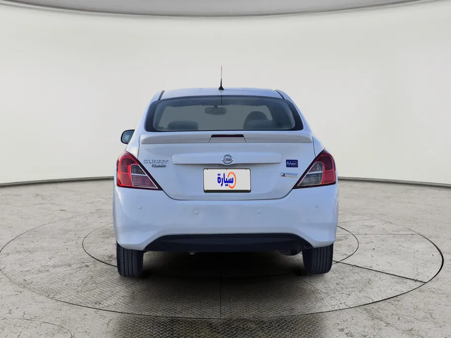 2022 Nissan Sunny Classic 