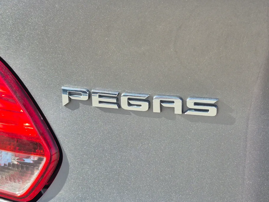 2022 Kia Pegas LX 