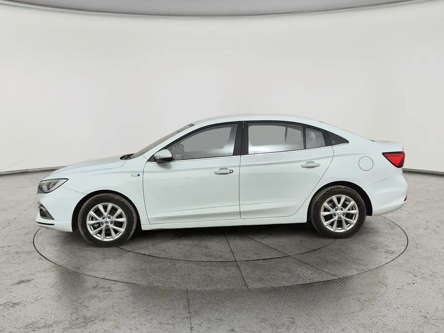 ام جي 5 COM 2022 