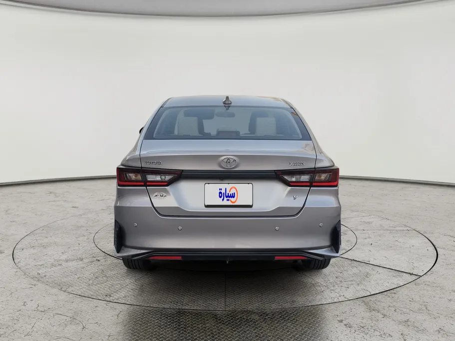 2023 Toyota Yaris  Y 