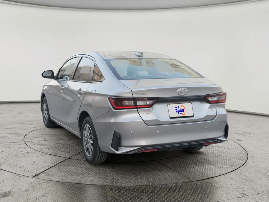 2023 Toyota Yaris  Y 