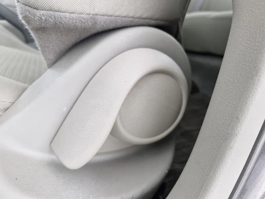 نيسان صني SV 2021 