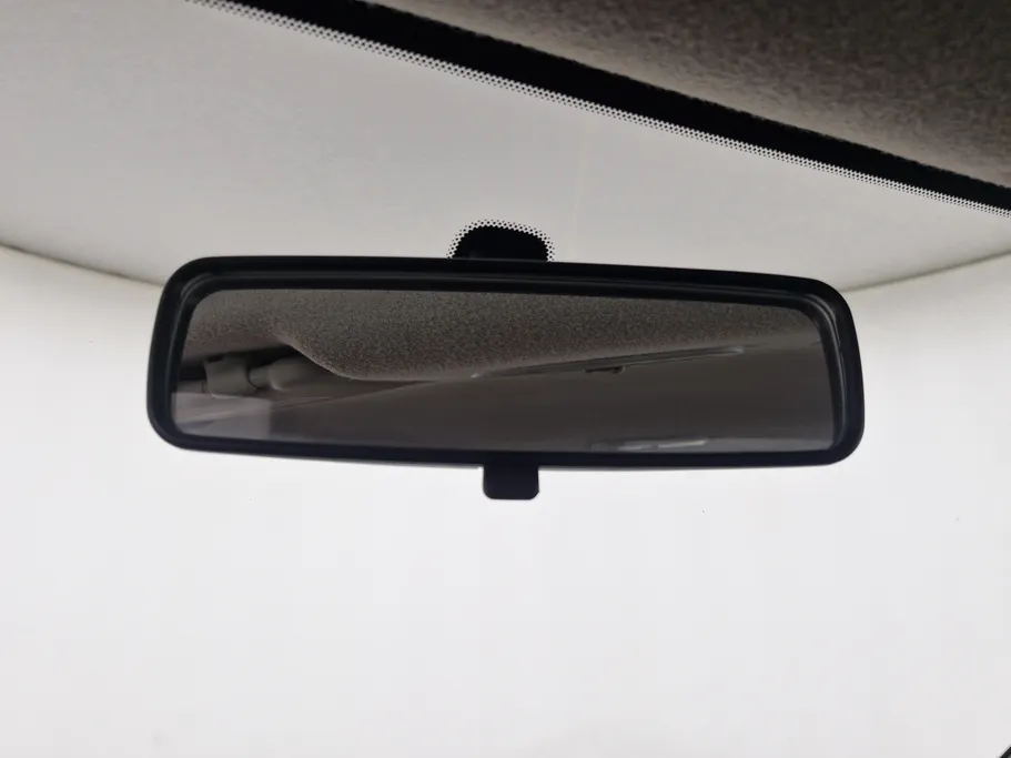 نيسان صني SV 2021 