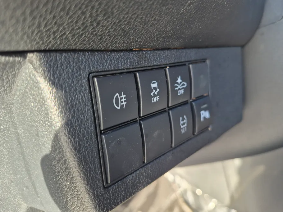 2024 Toyota Yaris  Y Plus 