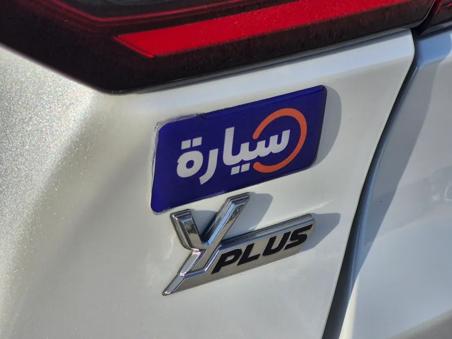 2024 Toyota Yaris  Y Plus 