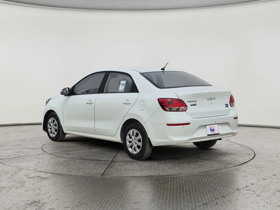 2023 Kia Pegas LX 