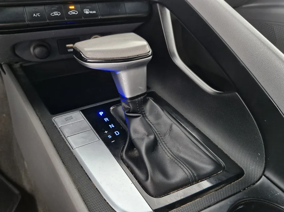 2021 Hyundai Elantra Fleet 