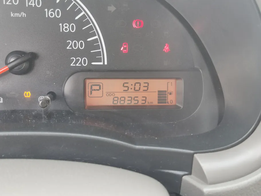 نيسان صني SV 2023 
