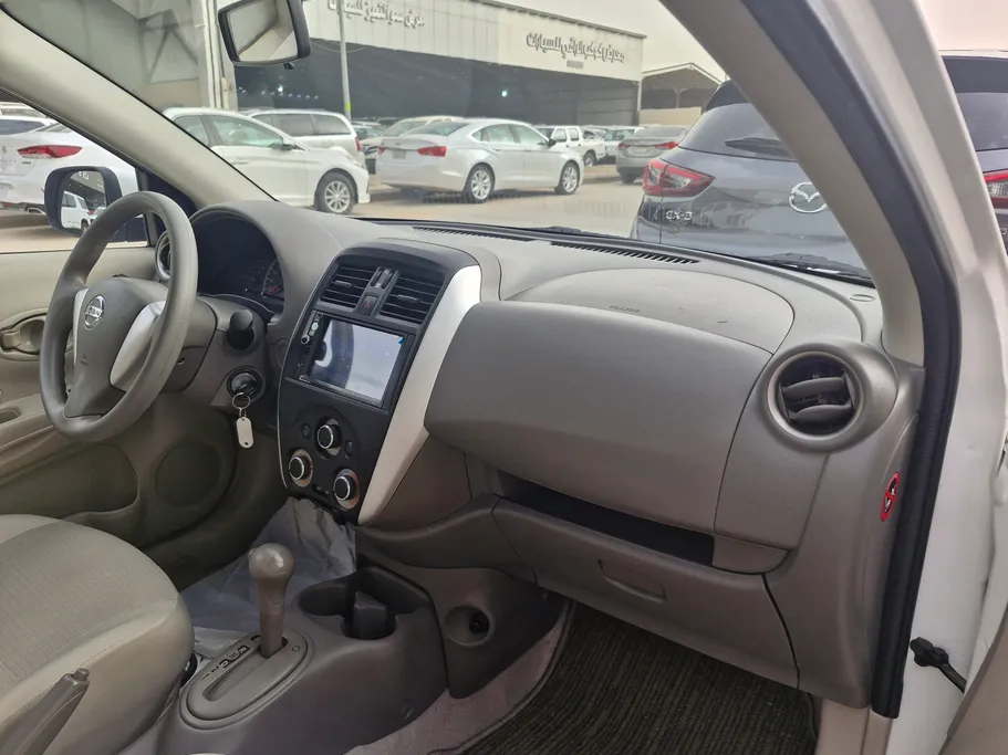 نيسان صني SV 2023 