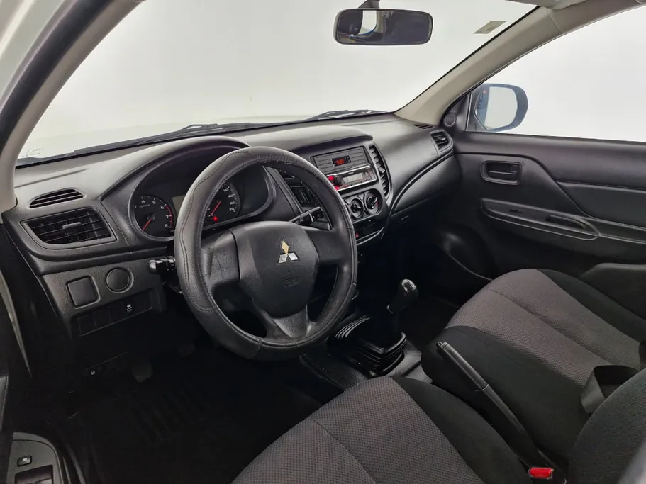 2021 Mitsubishi L200 DC 4x2 