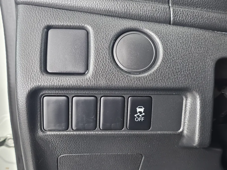 2021 Mitsubishi L200 DC 4x2 