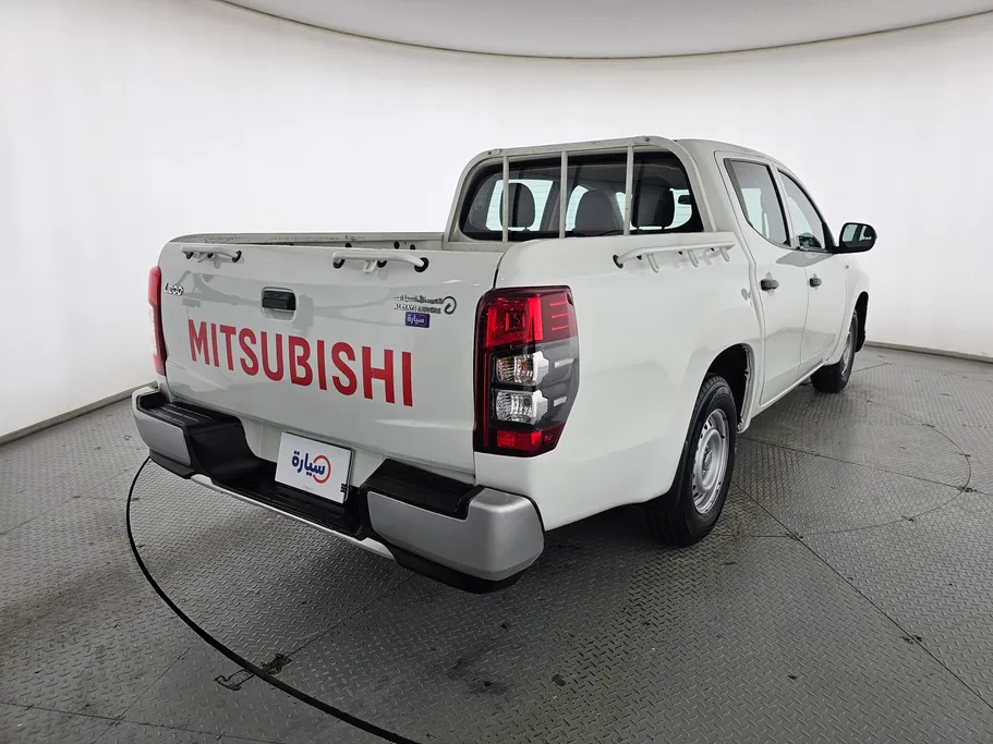 2021 Mitsubishi L200 DC 4x2 