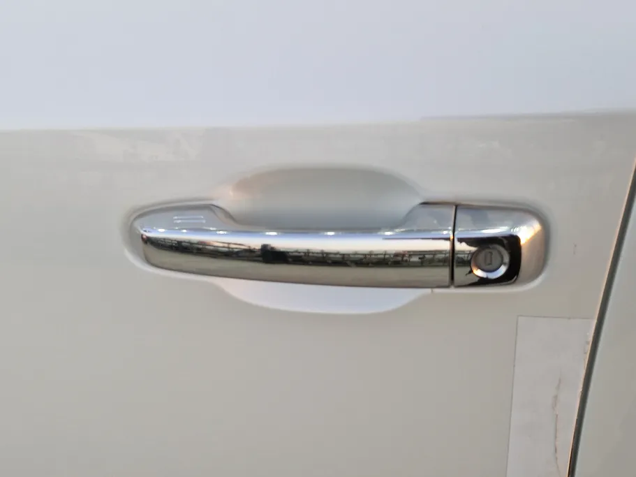 تويوتا لاندكروزر Grand Touring 2021 