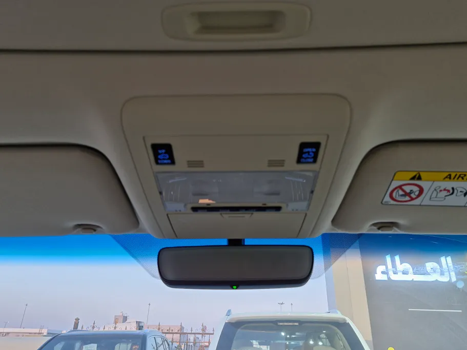 تويوتا لاندكروزر Grand Touring 2021 