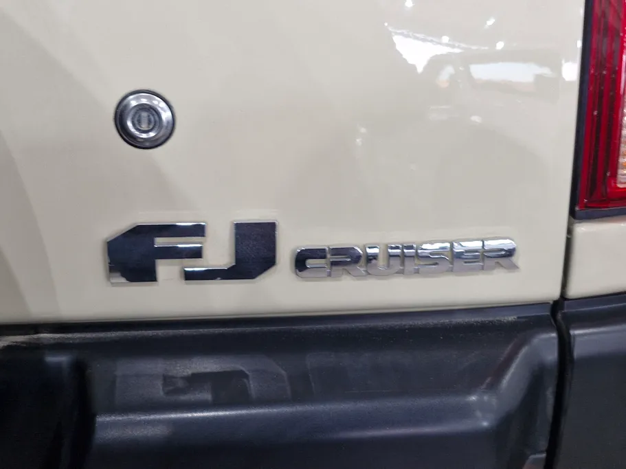2023 Toyota FJ Cruiser FJ Cruiser 