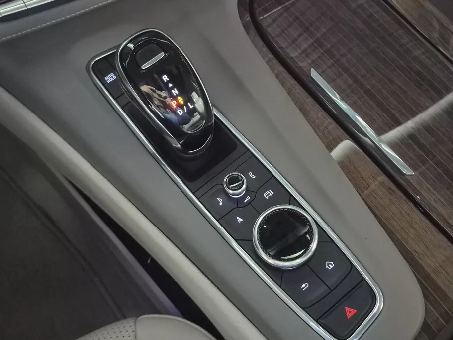 كاديلاك اسكاليد Premium Luxury Platinum 2022 