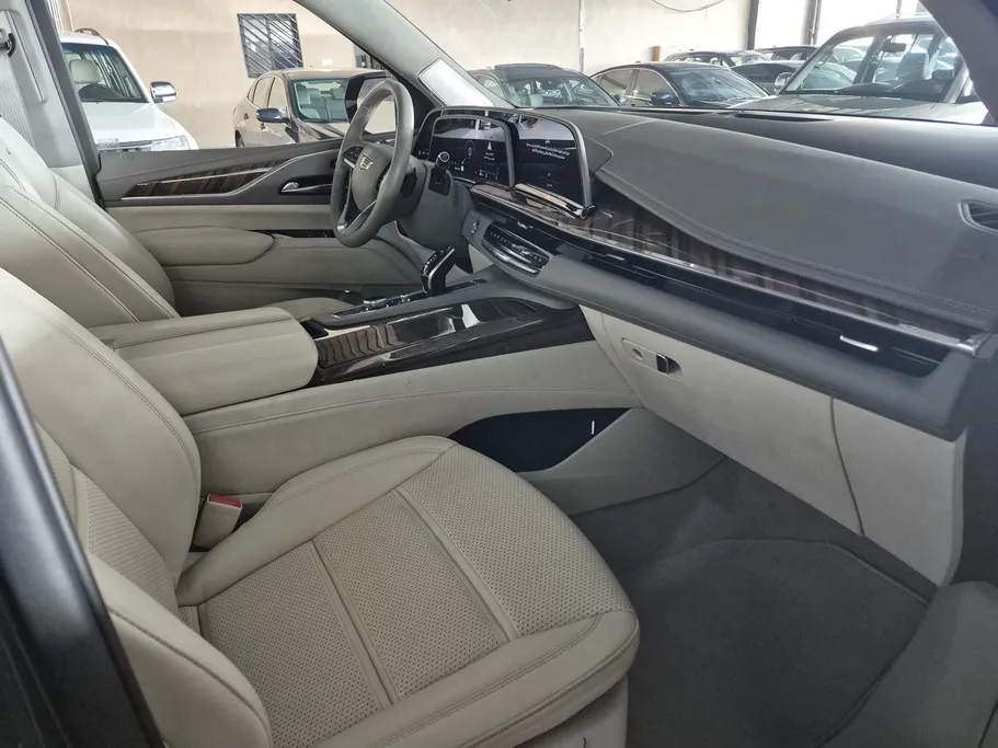 كاديلاك اسكاليد Premium Luxury Platinum 2022 