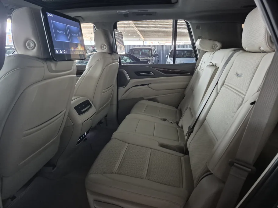 كاديلاك اسكاليد Premium Luxury Platinum 2022 