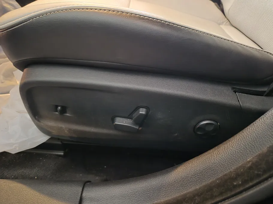 كرايسلر 300 S 2021 