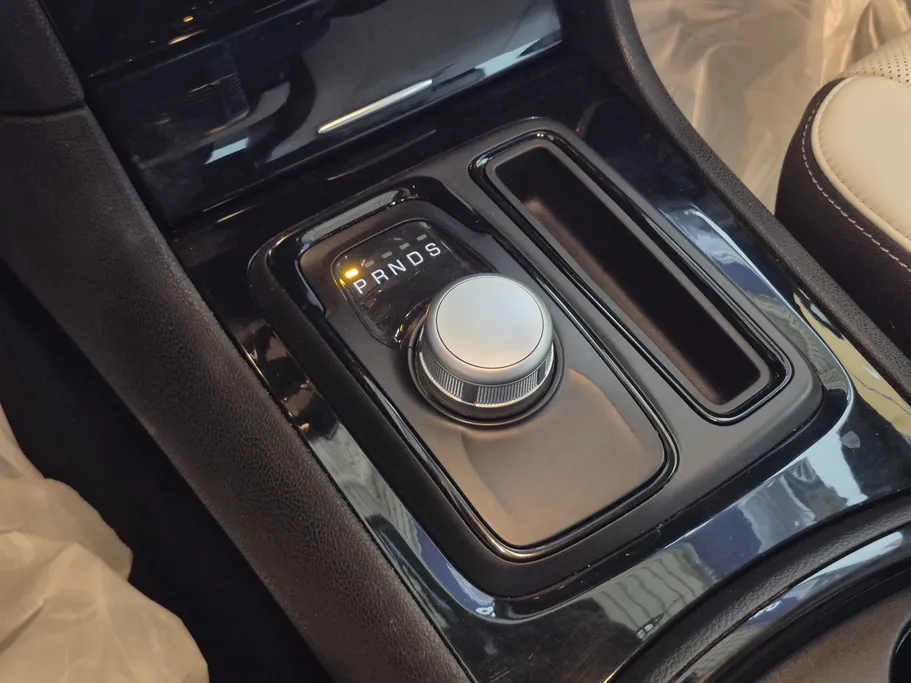 كرايسلر 300 S 2021 