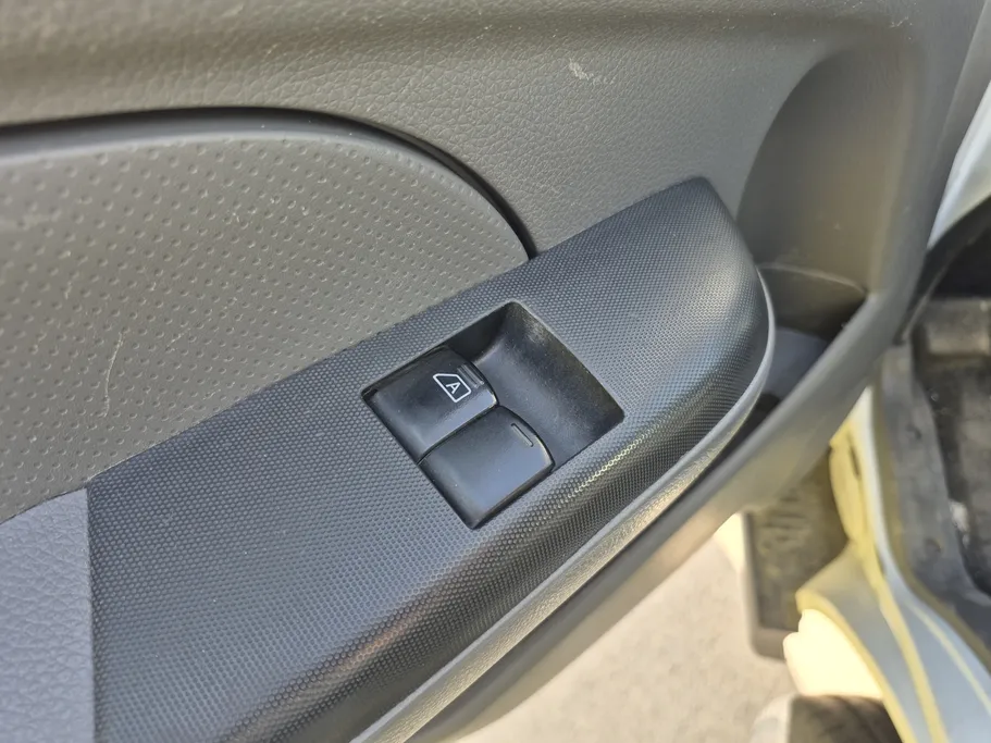 نيسان باص اورفان NV350 2020 