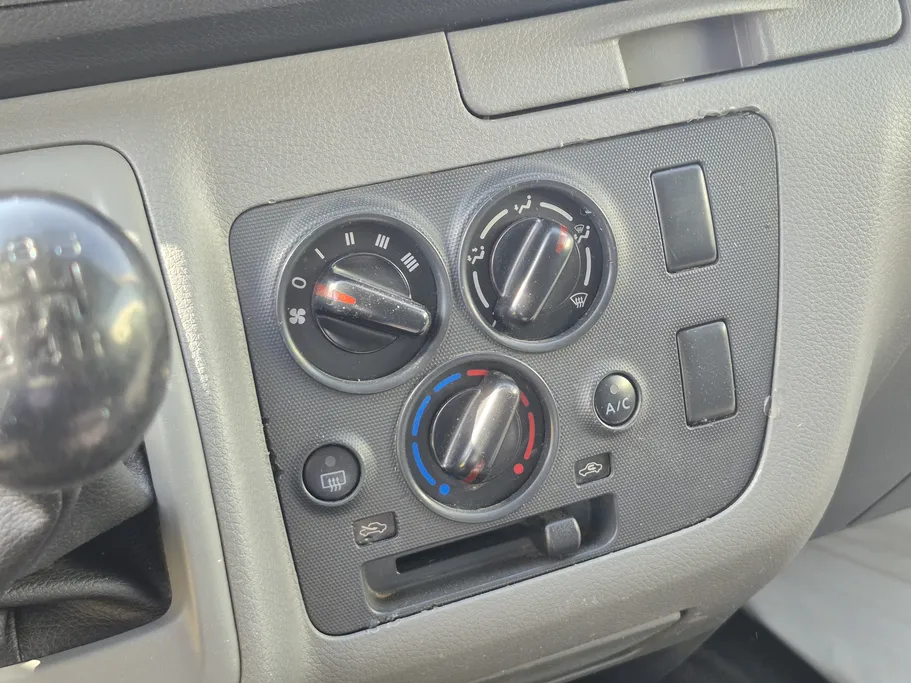 نيسان باص اورفان NV350 2020 