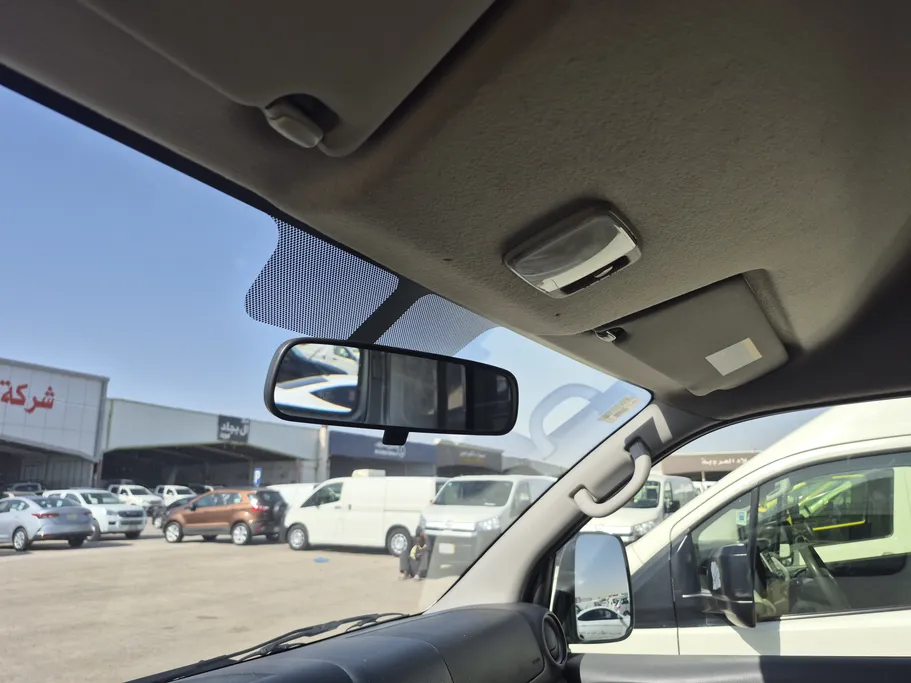 نيسان باص اورفان NV350 2020 