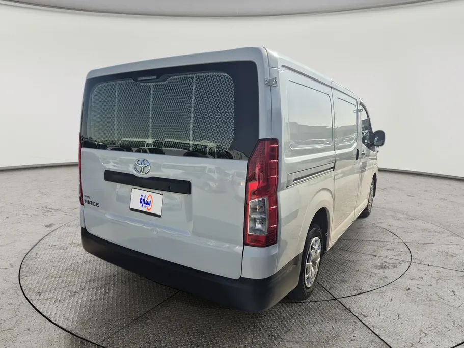 تويوتا هايس بضاعة سقف عالي 2023 